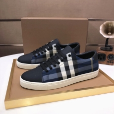 Burberry Low Shoes